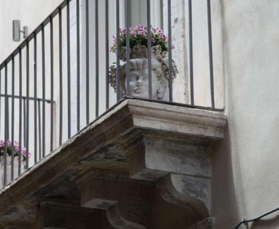 Ortigia Maam Apartment Szirakúza Kültér fotó